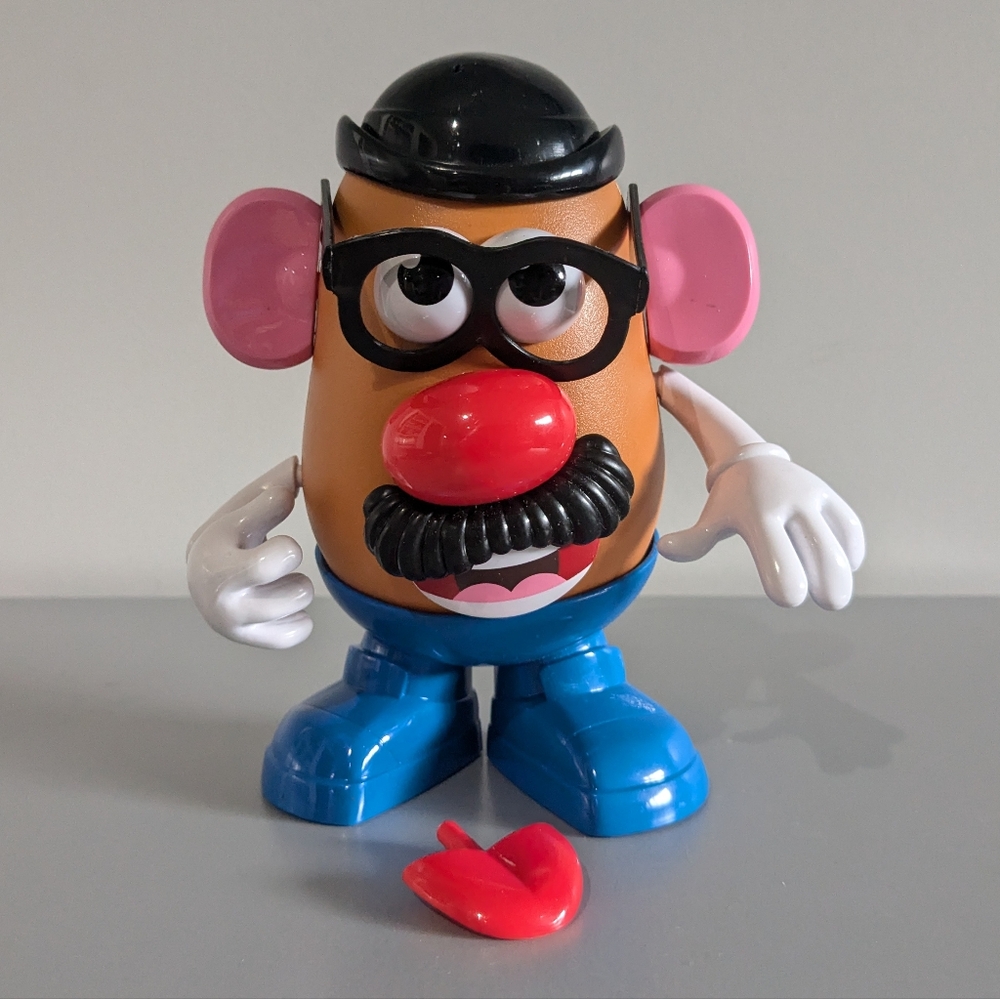 Mr. Potato Head & Accessories - Fun, Customizable, Classic Collectible Toy
